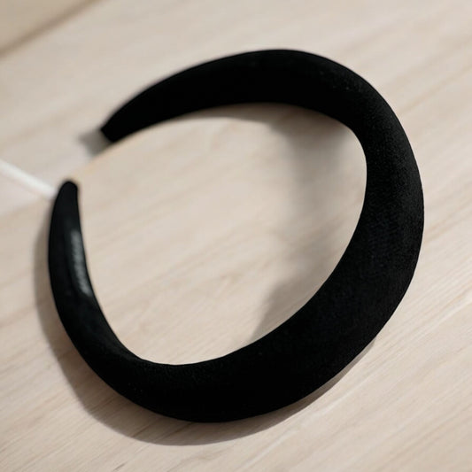 Handmade Black Headband: Classic & Versatile Hair Accessory