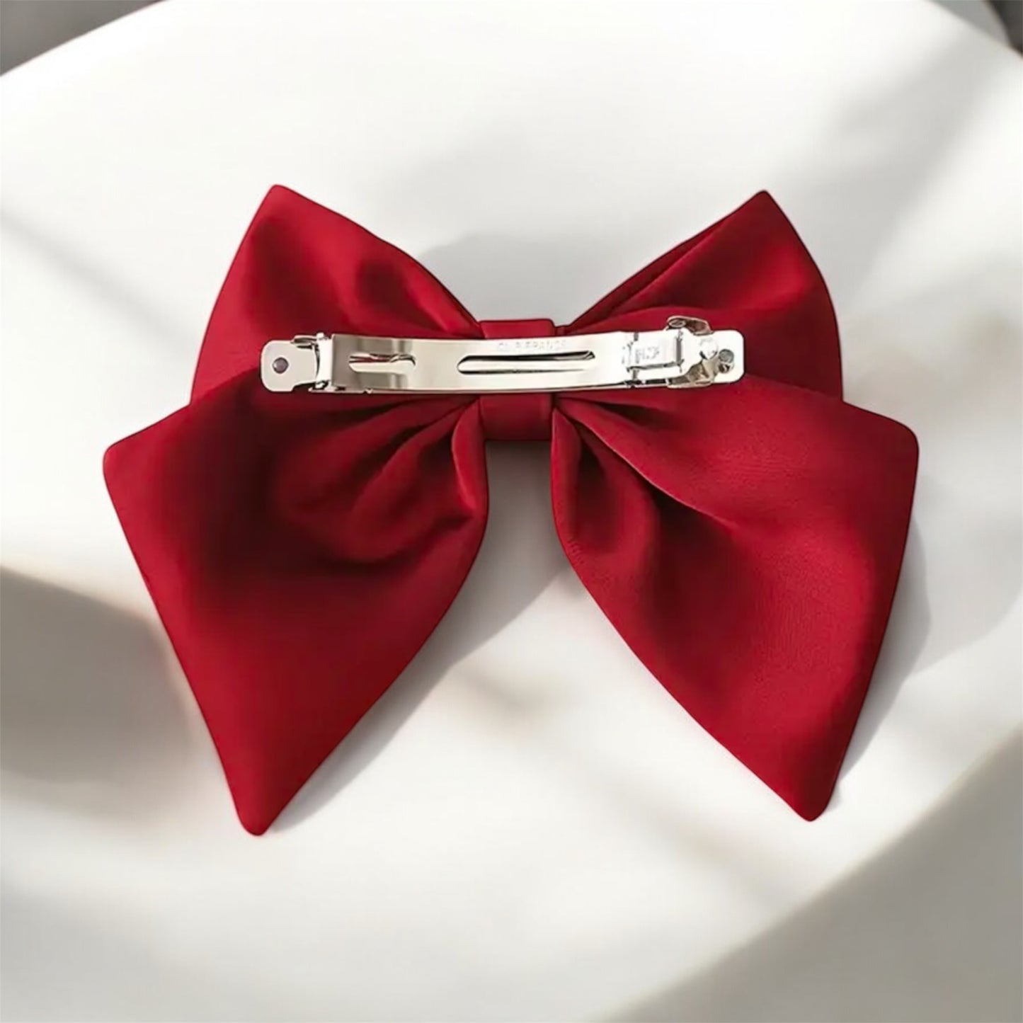 Burgundy Bow Hair Clip: Elegant & Chic Accessory