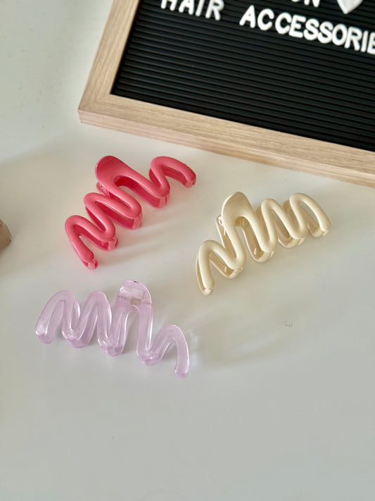 Summer Radiance: Claw Clips Set in Three Colours
