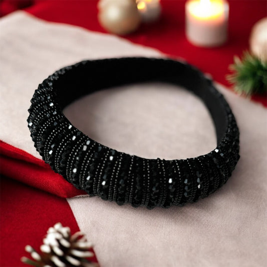 Pearl Radiance: Black Pearl Headband for Special Occasions